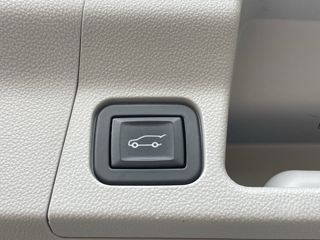 Certified 2019 GMC Acadia SLE w/ Driver Alert Package I image 22