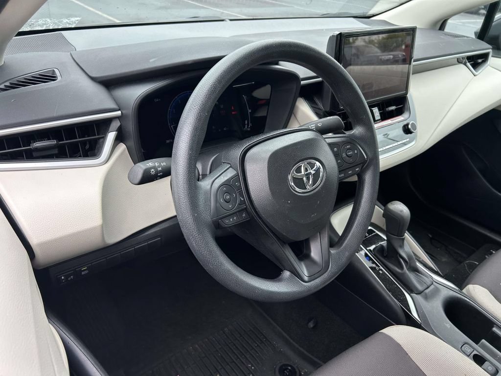 New 2026 Toyota Corolla LE FWD image 13