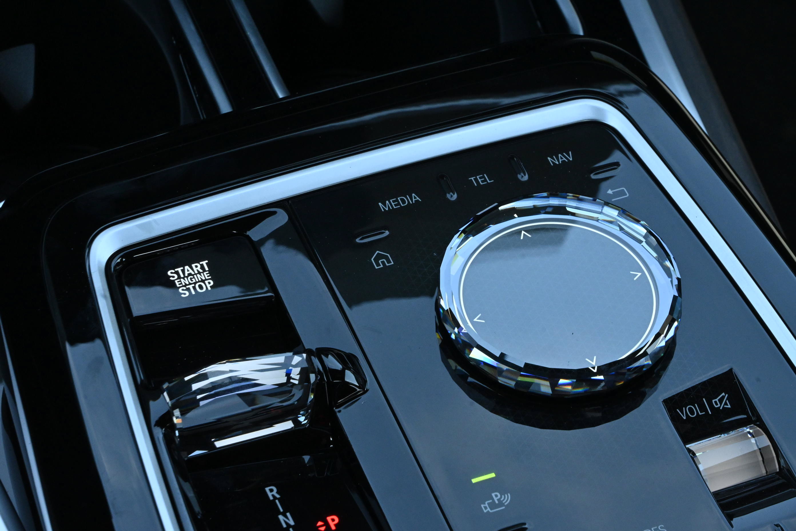 New 2026 BMW 740i xDrive AWD/4WD image 19