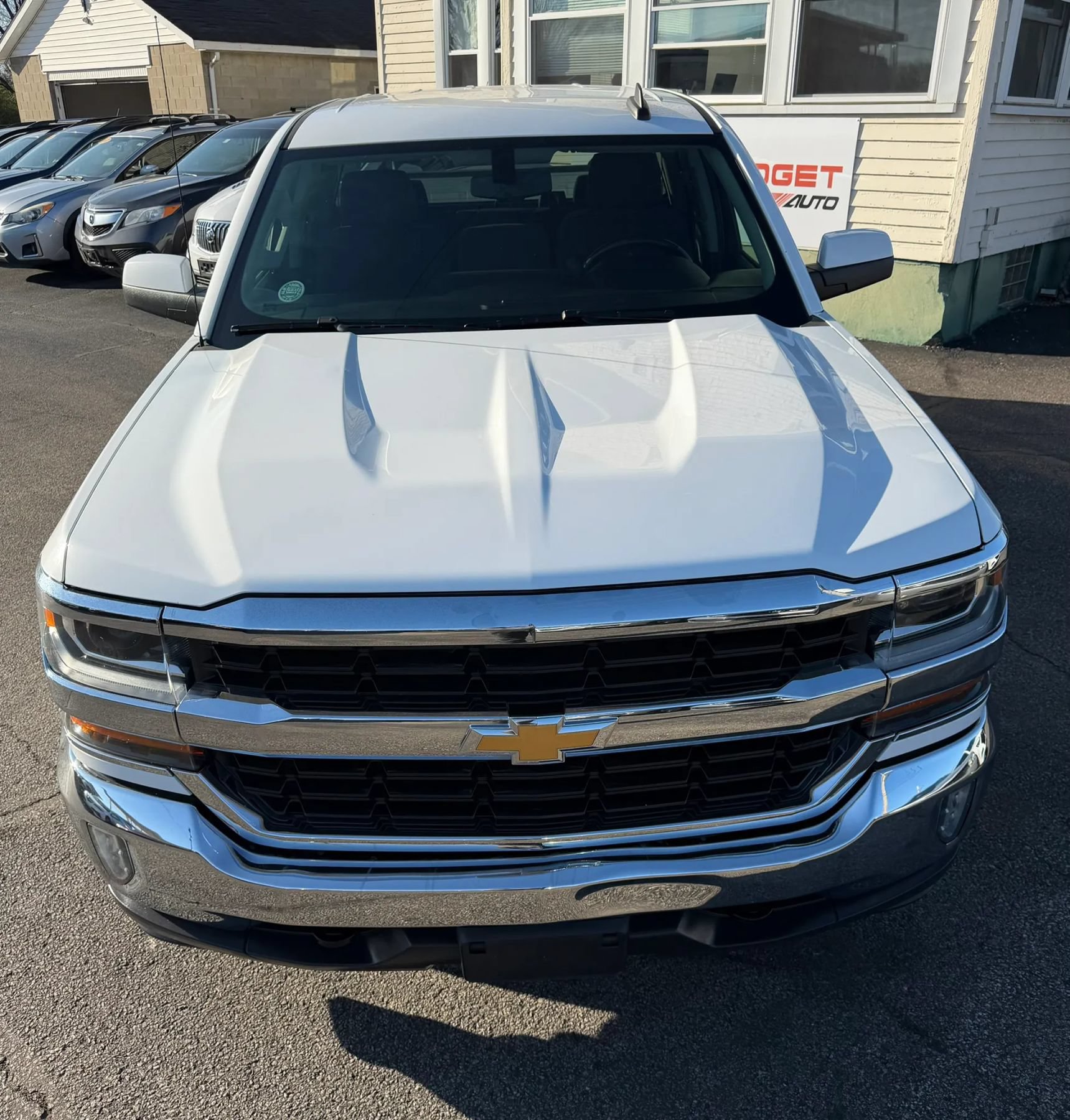 Used 2019 Chevrolet Silverado 1500 LT w/ All Star Edition AWD/4WD image 12