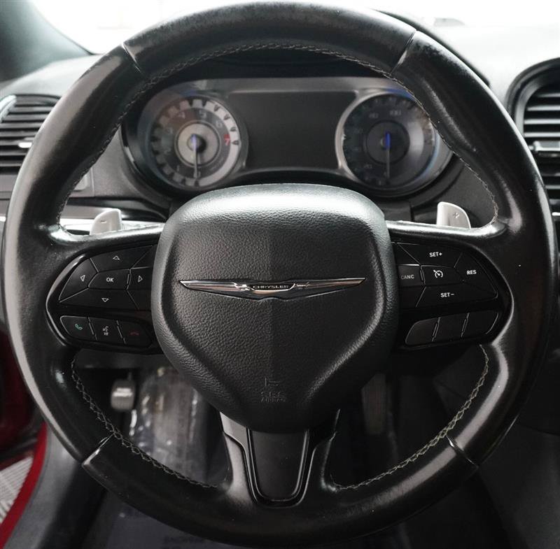Used 2019 Chrysler 300 S RWD image 12