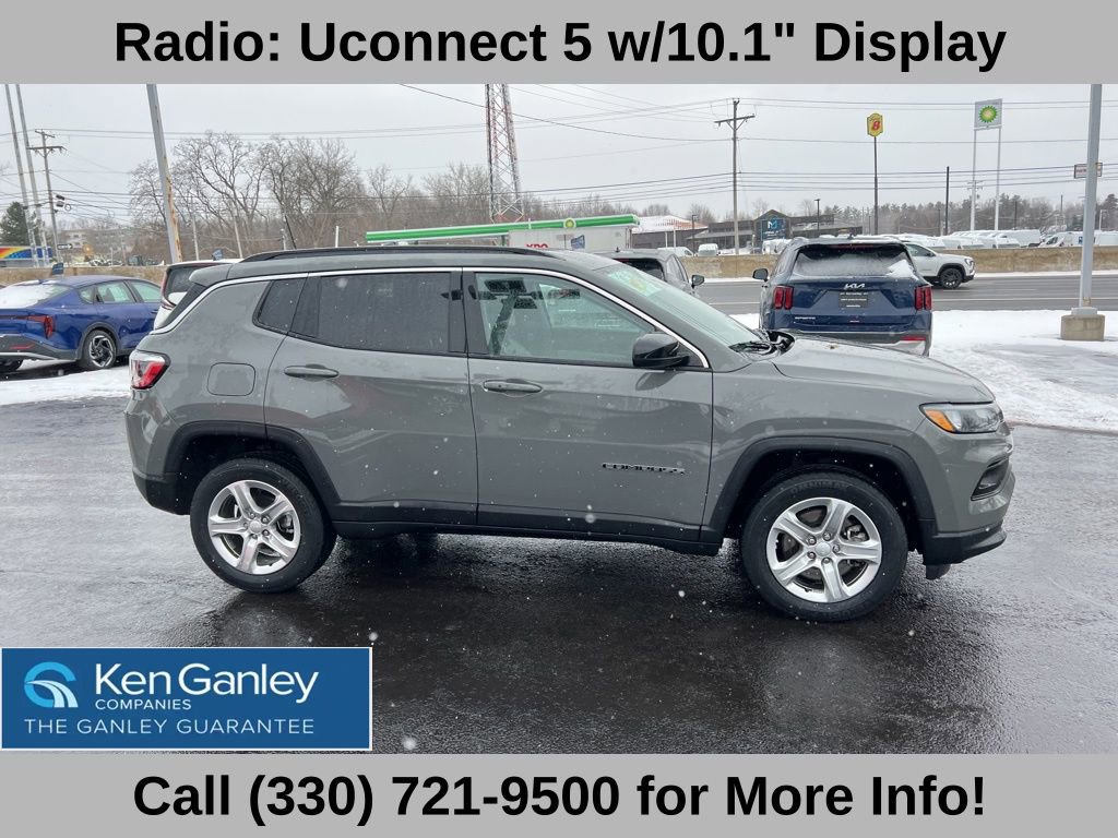 Used 2023 Jeep Compass Latitude image 7