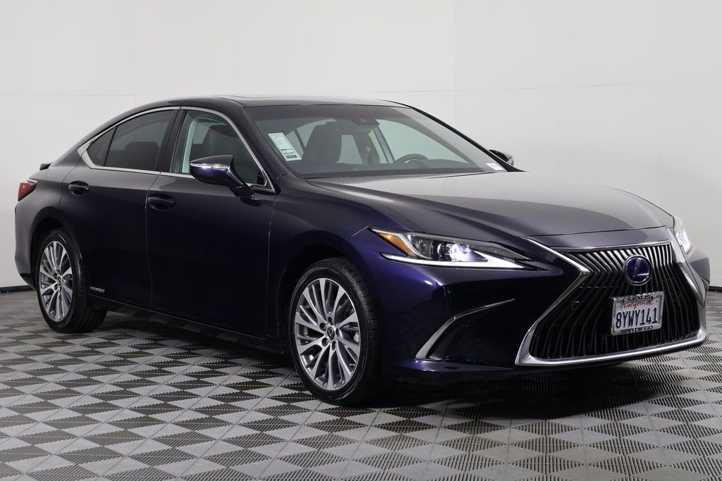 Used 2021 Lexus ES 300h w/ Premium Package FWD image 3