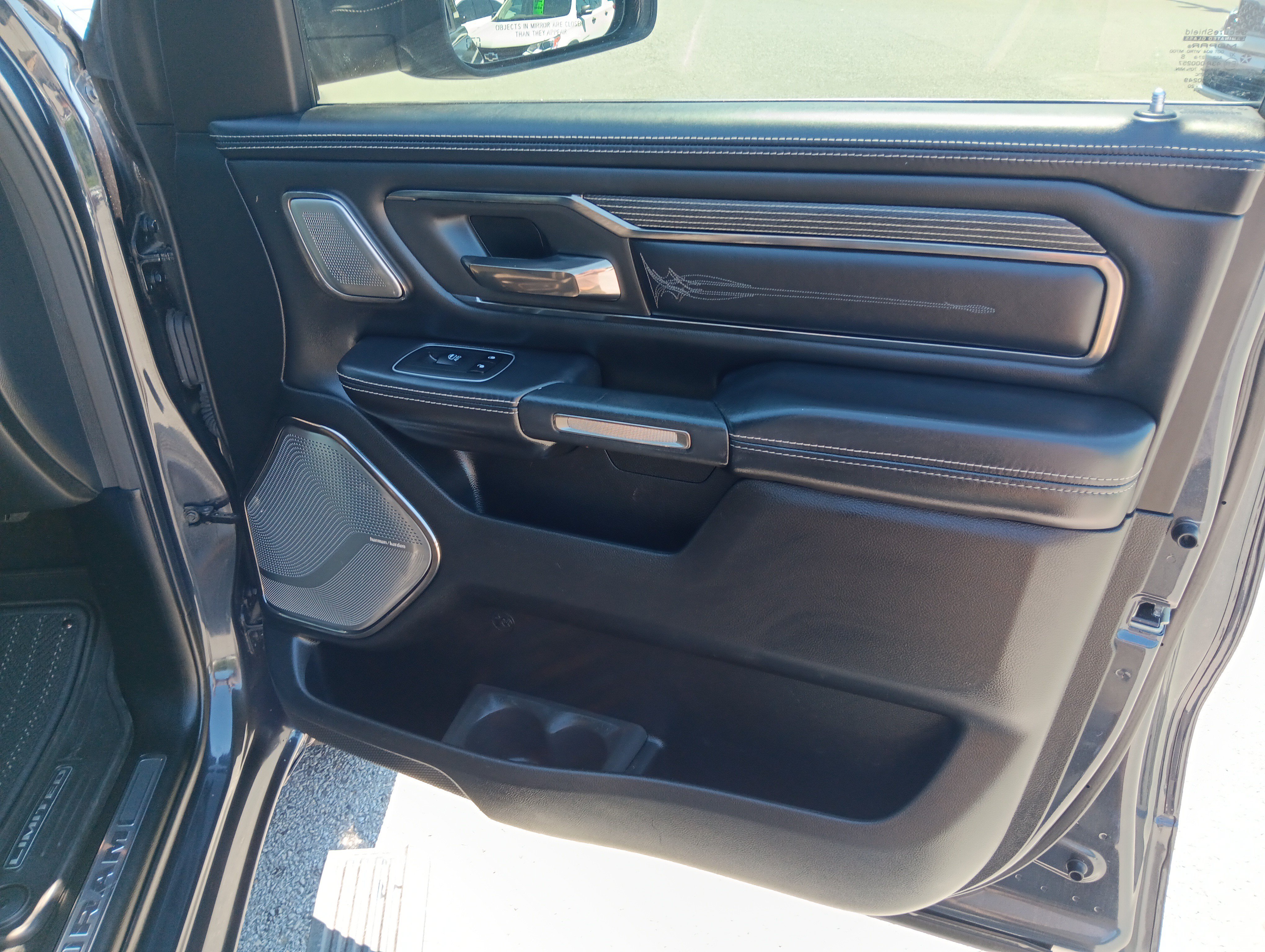 Used 2020 RAM 1500 Limited AWD/4WD image 21