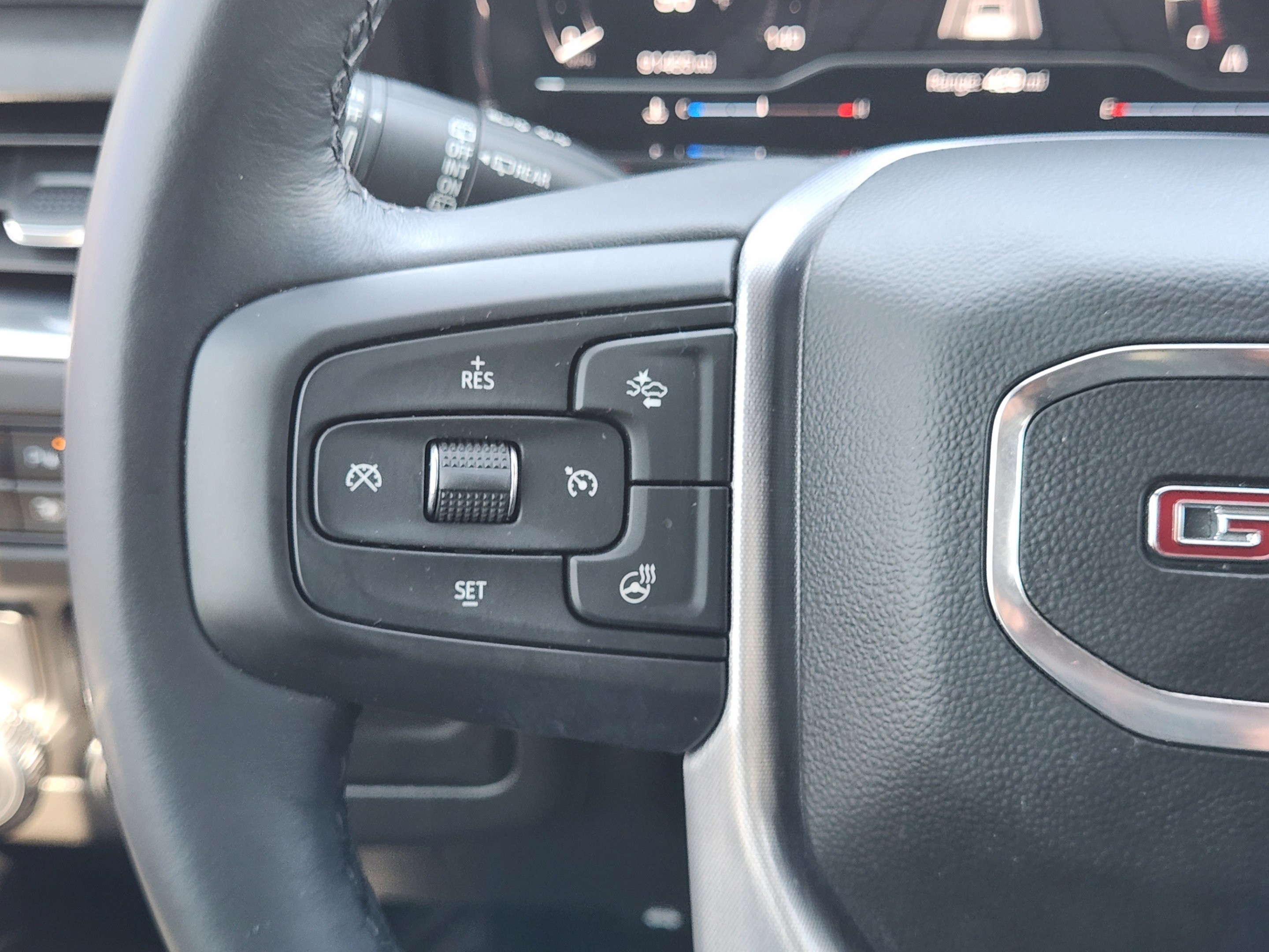 Used 2022 GMC Yukon SLT w/ SLT Premium Package RWD image 27