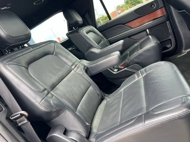 Used 2022 Lincoln Navigator L Reserve RWD image 51