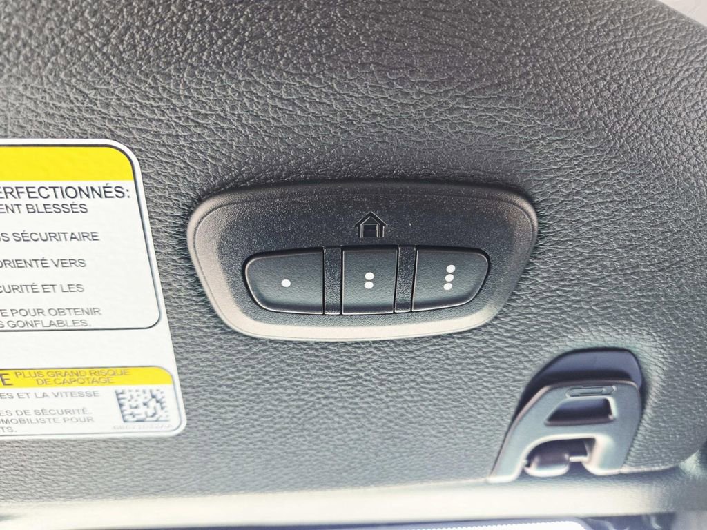 Certified 2025 Jeep Gladiator Sport image 35