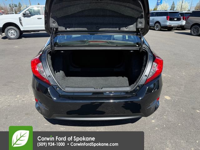 Used 2016 Honda Civic Touring image 18