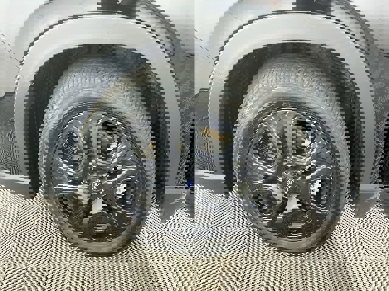 Used 2023 Subaru Ascent Onyx Edition Limited image 16