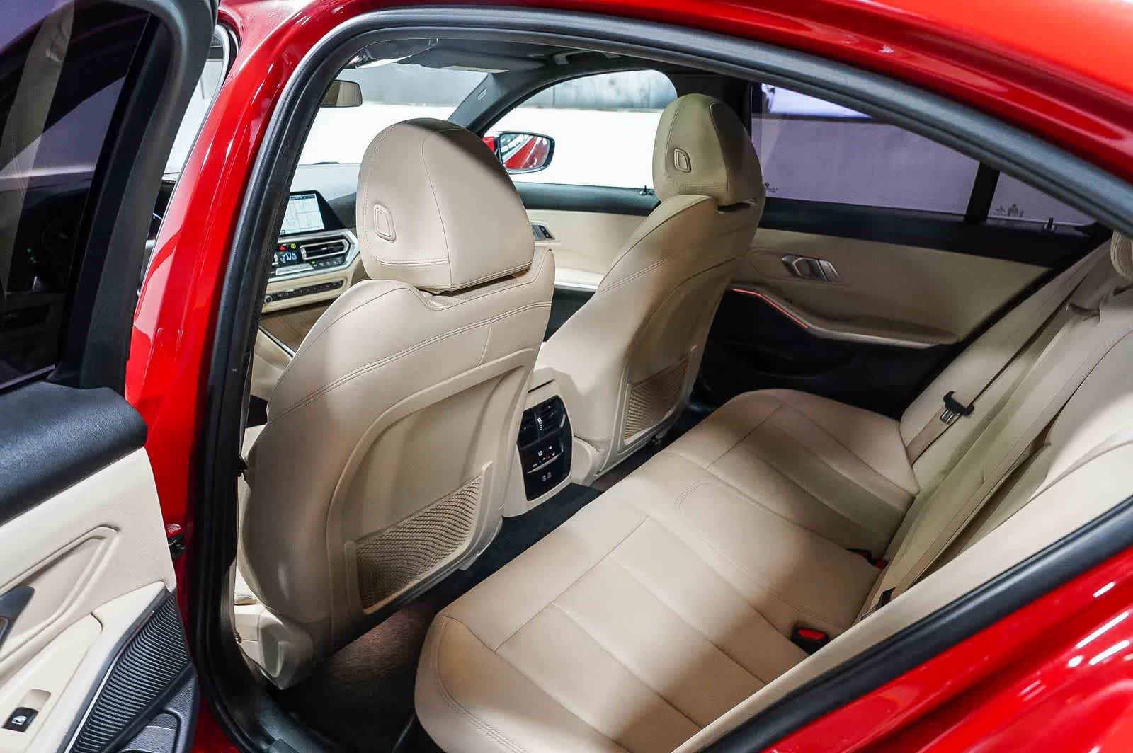 Used 2021 BMW 330i Sedan w/ Convenience Package RWD image 19
