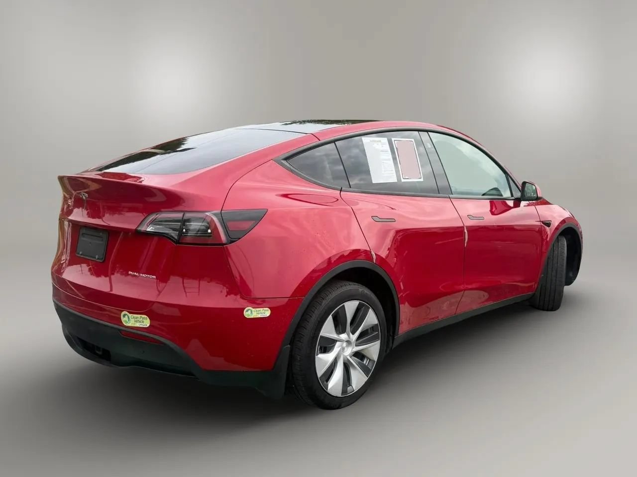 Used 2022 Tesla Model Y Long Range AWD/4WD image 5