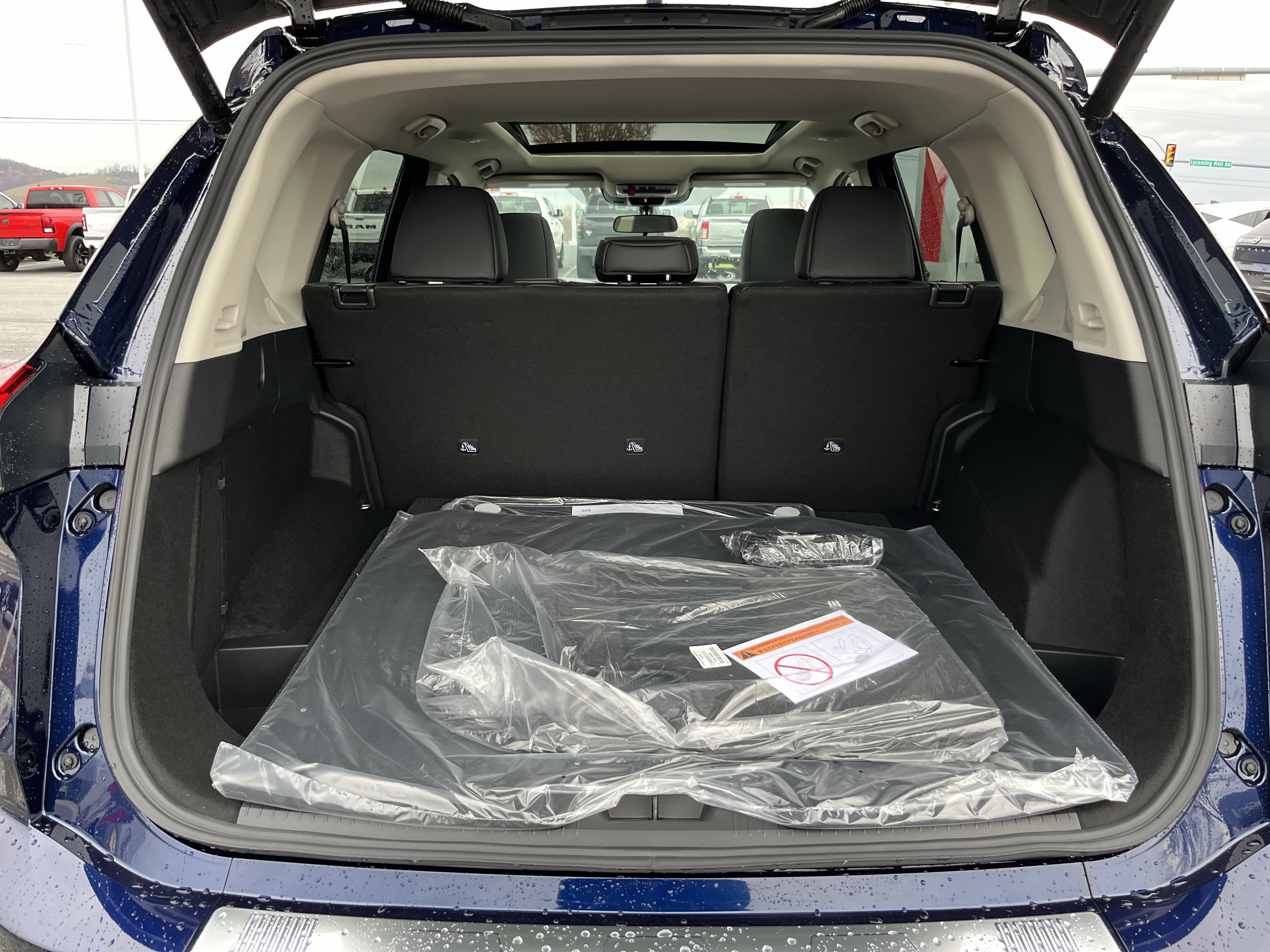 New 2026 Nissan Rogue SV w/ SV Premium Package image 5