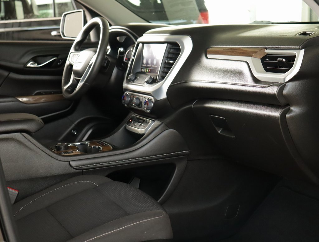 Used 2023 GMC Acadia SLE w/ Driver Convenience Package image 31