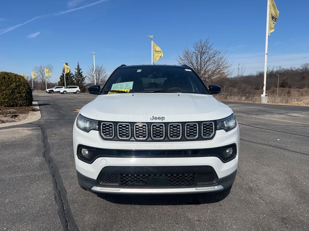 Used 2025 Jeep Compass Limited image 2