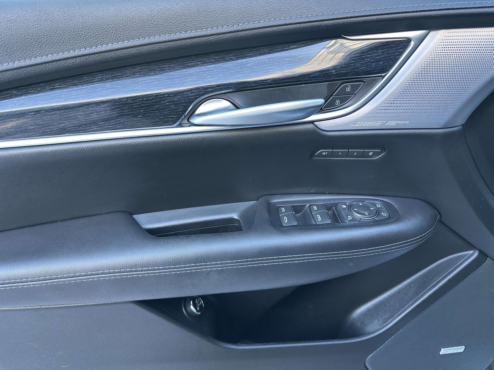 Used 2023 Cadillac XT5 Premium Luxury w/ Technology Package image 16