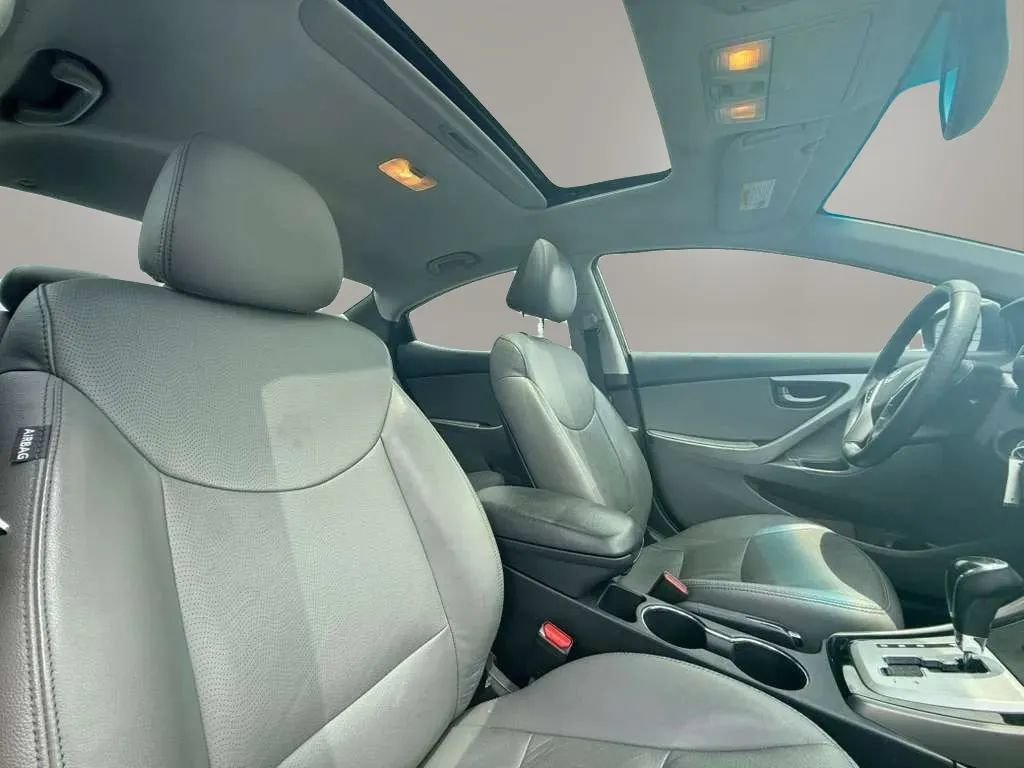 Used 2012 Hyundai Elantra Limited FWD image 13