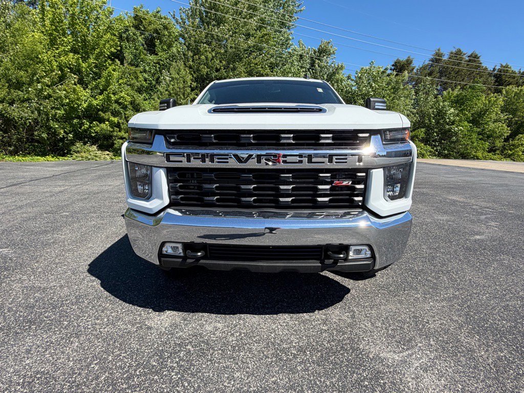 Used 2023 Chevrolet Silverado 2500 LT w/ Convenience Package AWD/4WD image 4