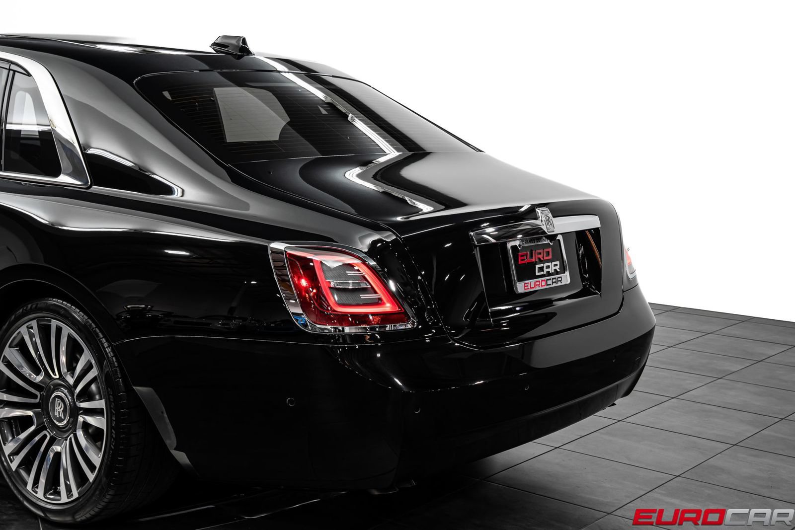 Used 2023 Rolls-Royce Ghost AWD/4WD image 17