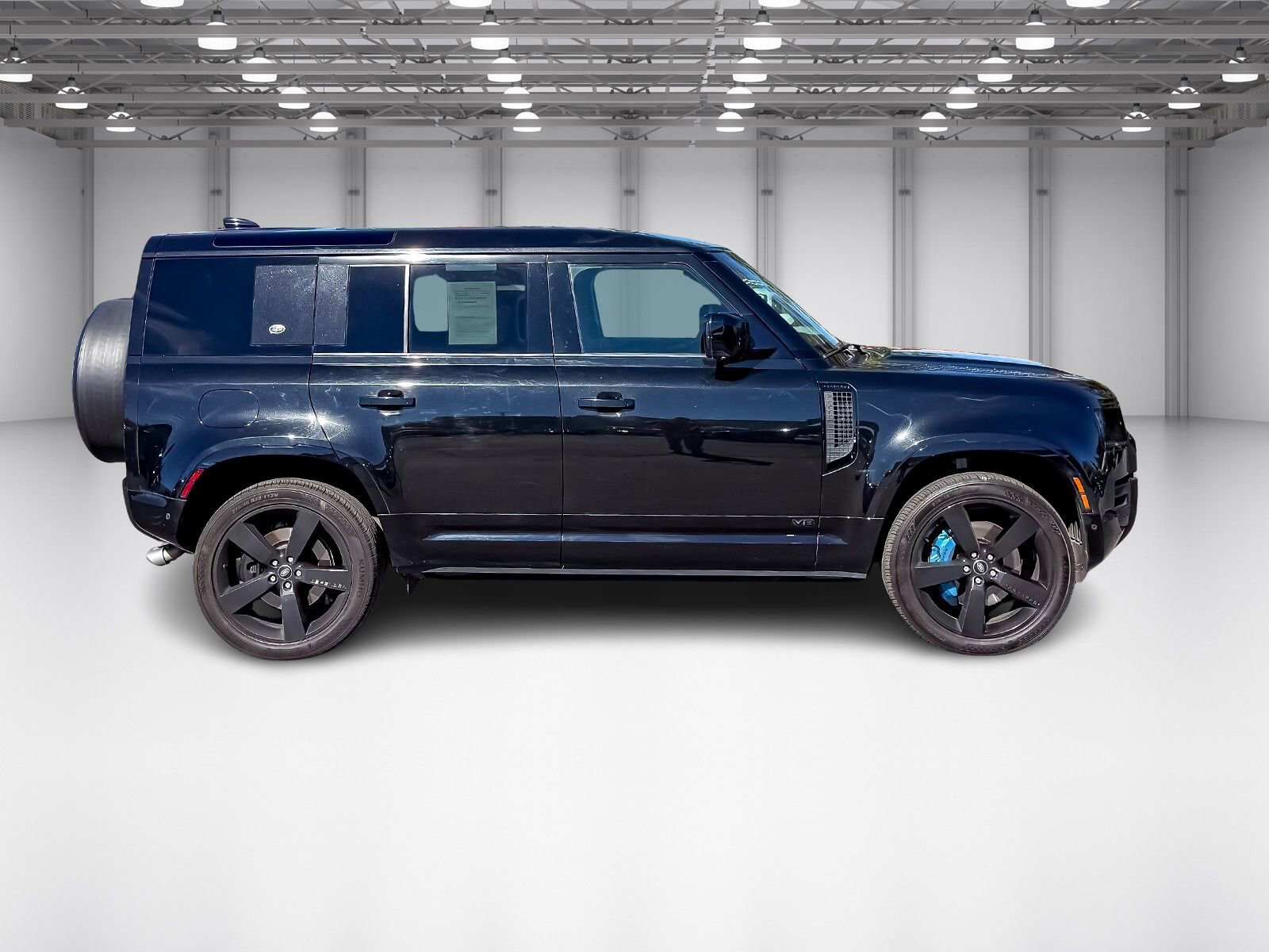 Used 2022 Land Rover Defender 110 V8 image 6