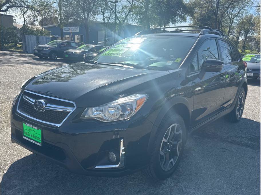 Used 2017 Subaru Crosstrek 2.0i Limited image 3