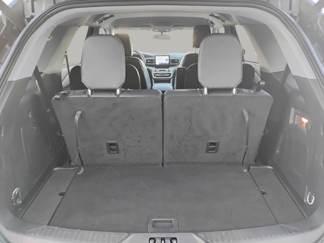 Certified 2023 Ford Explorer XLT w/ Equipment Group 202A image 10