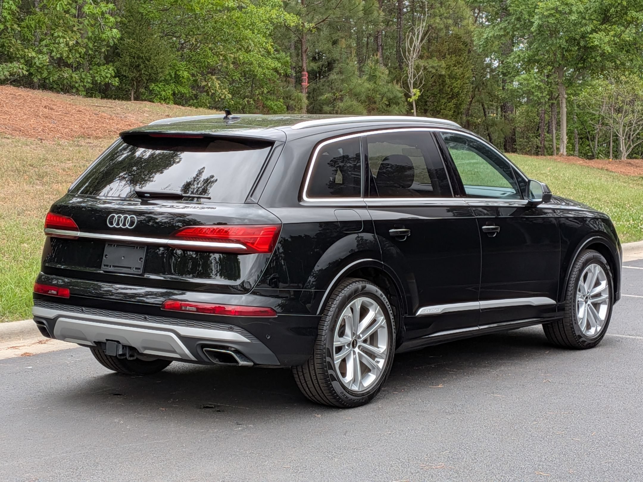 Used 2025 Audi Q7 3.0T Prestige AWD/4WD image 32