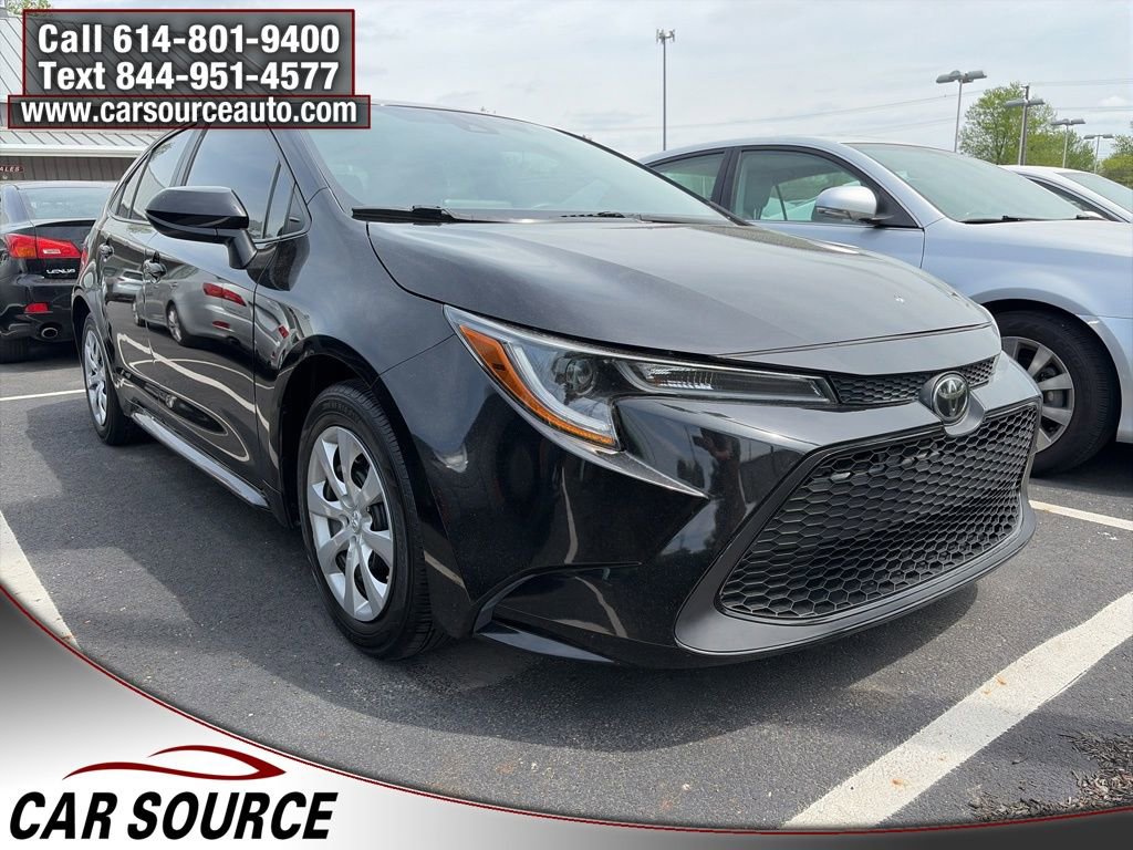 Used 2021 Toyota Corolla LE FWD image 3