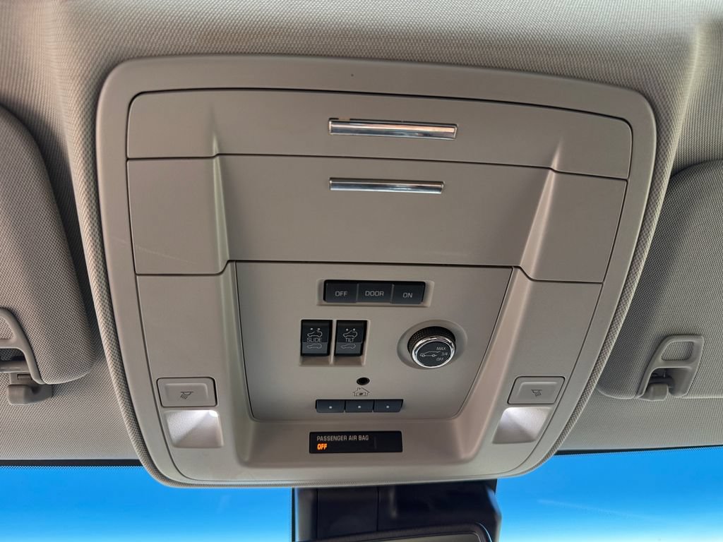 Used 2019 Chevrolet Tahoe Premier w/ Premier Plus Edition AWD/4WD image 53