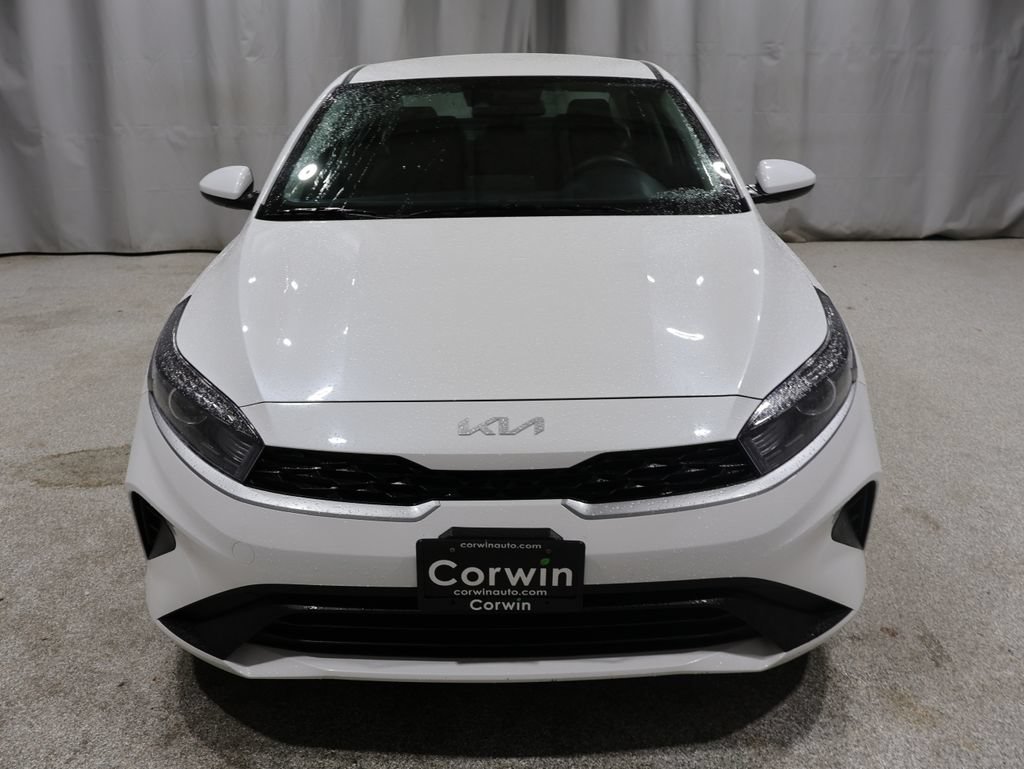 Used 2024 Kia Forte LXS FWD image 8