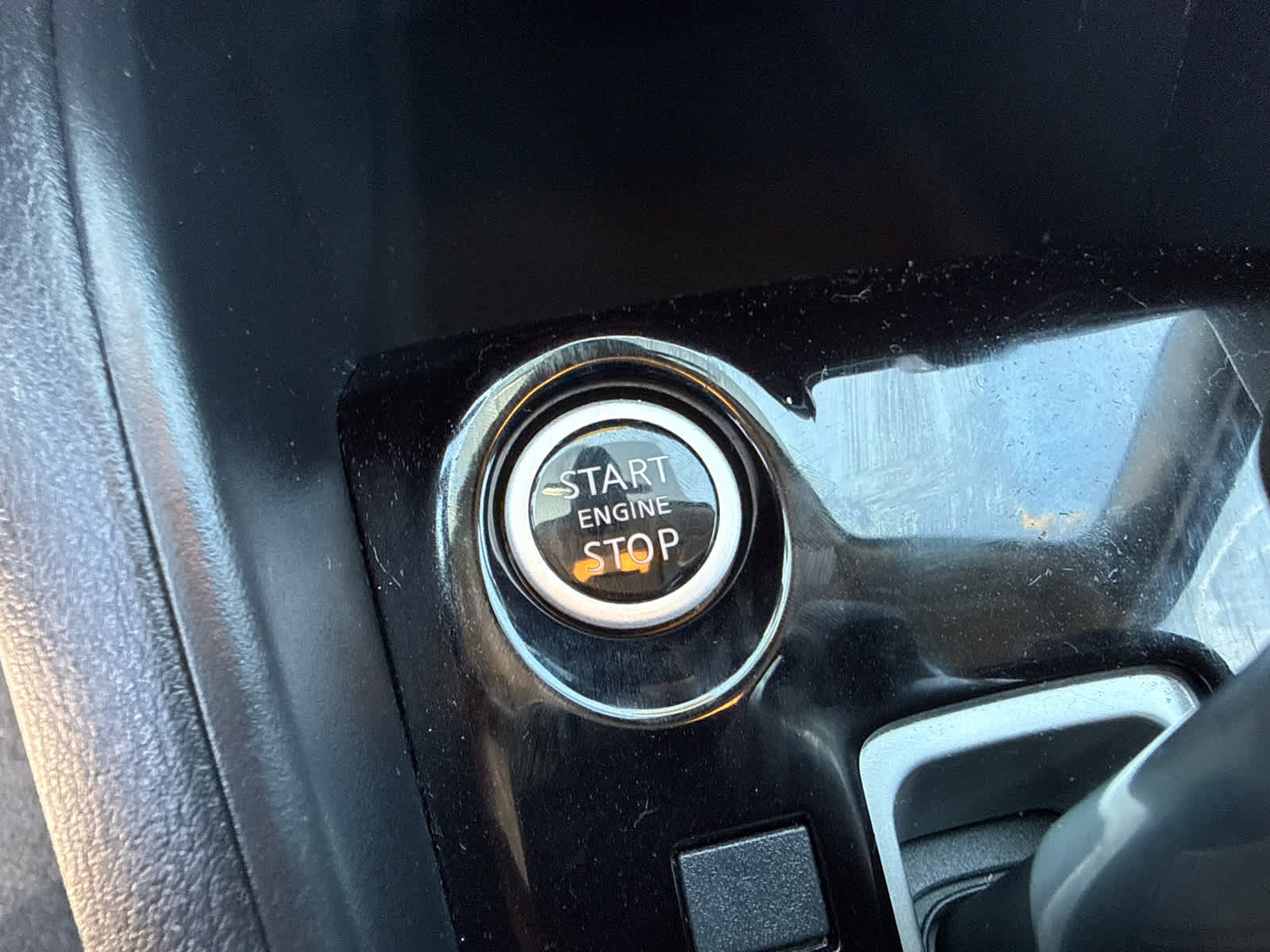 Used 2020 Nissan Kicks S FWD image 17