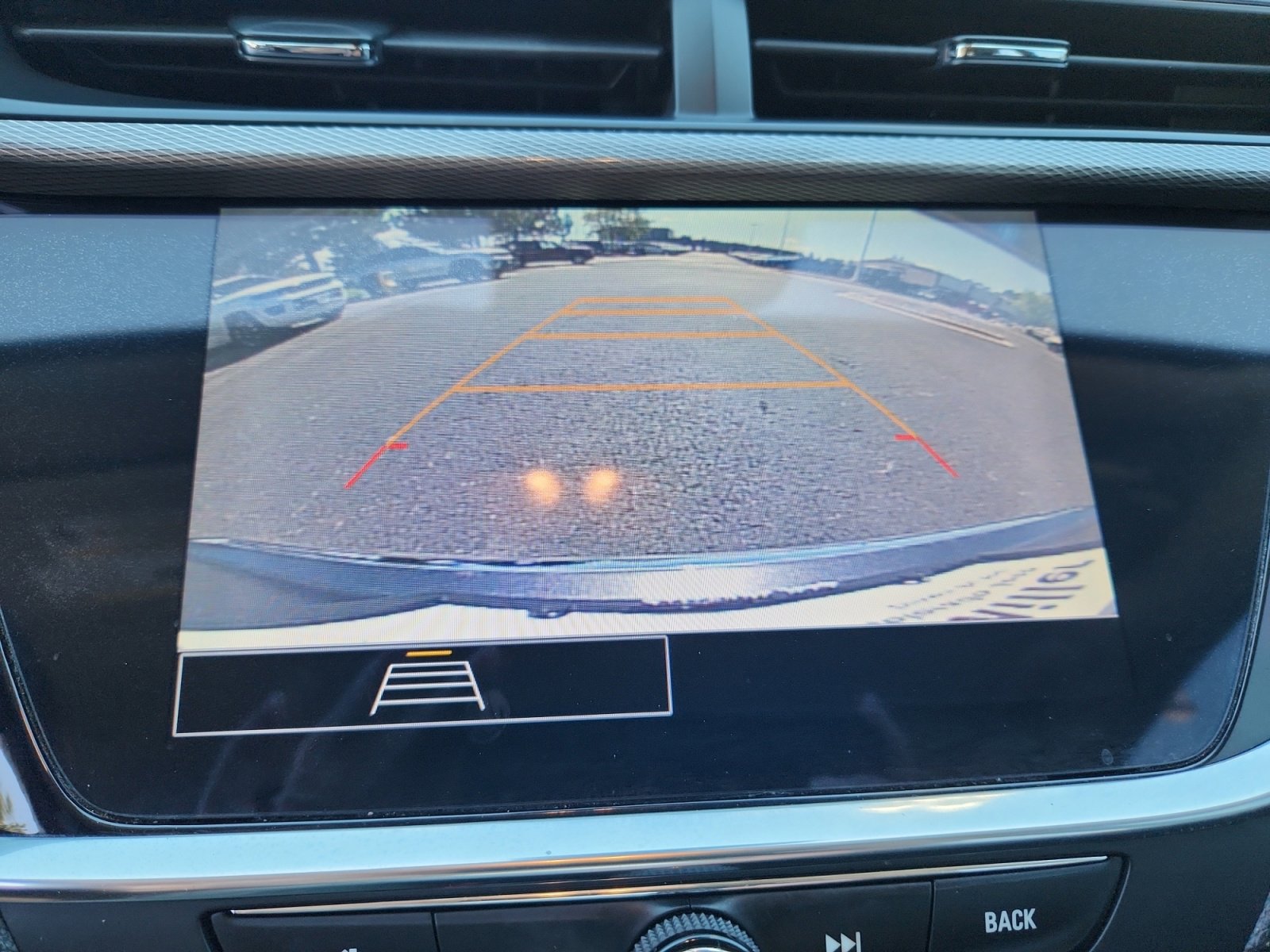 Used 2021 Buick Encore GX Essence image 29