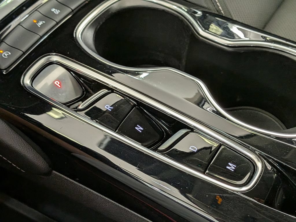 Used 2023 Buick Envision Essence w/ Sport Touring Package FWD image 26