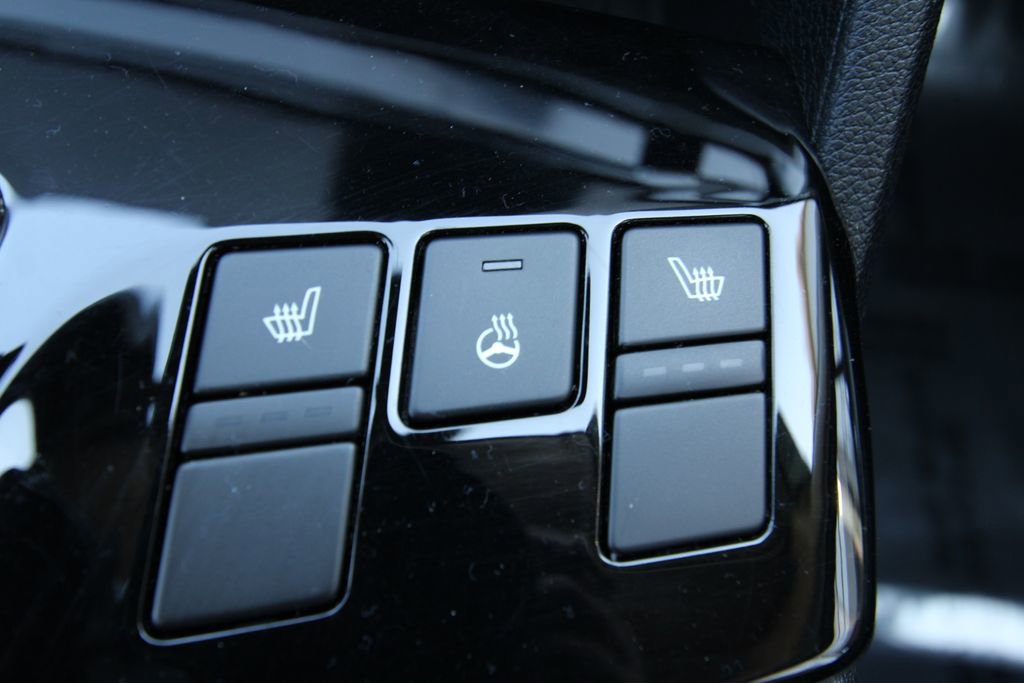 Used 2023 Kia Sportage EX image 27