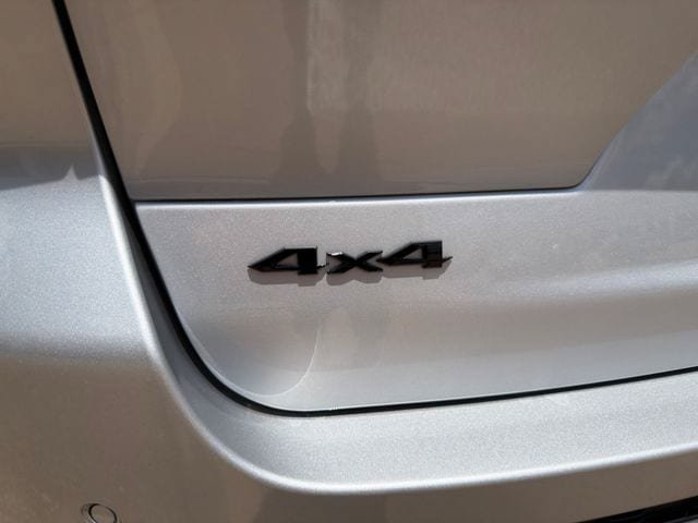 New 2026 Jeep Grand Cherokee L 4WD image 15