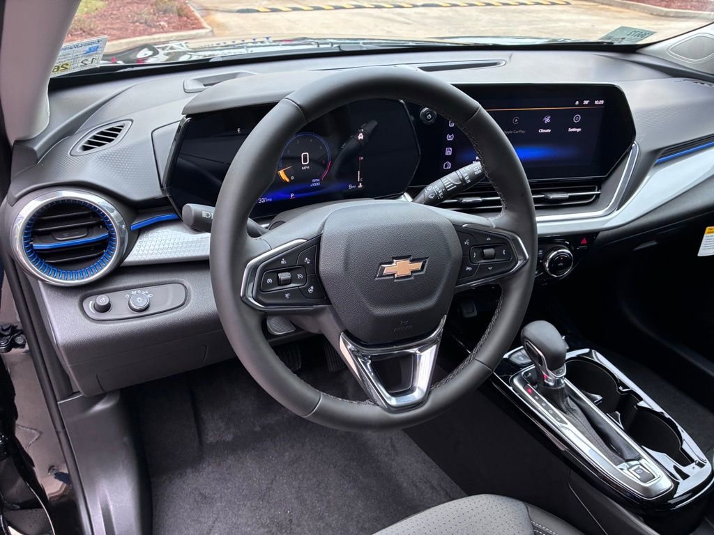 Used 2026 Chevrolet Trax LT w/ Driver Confidence Package FWD image 22