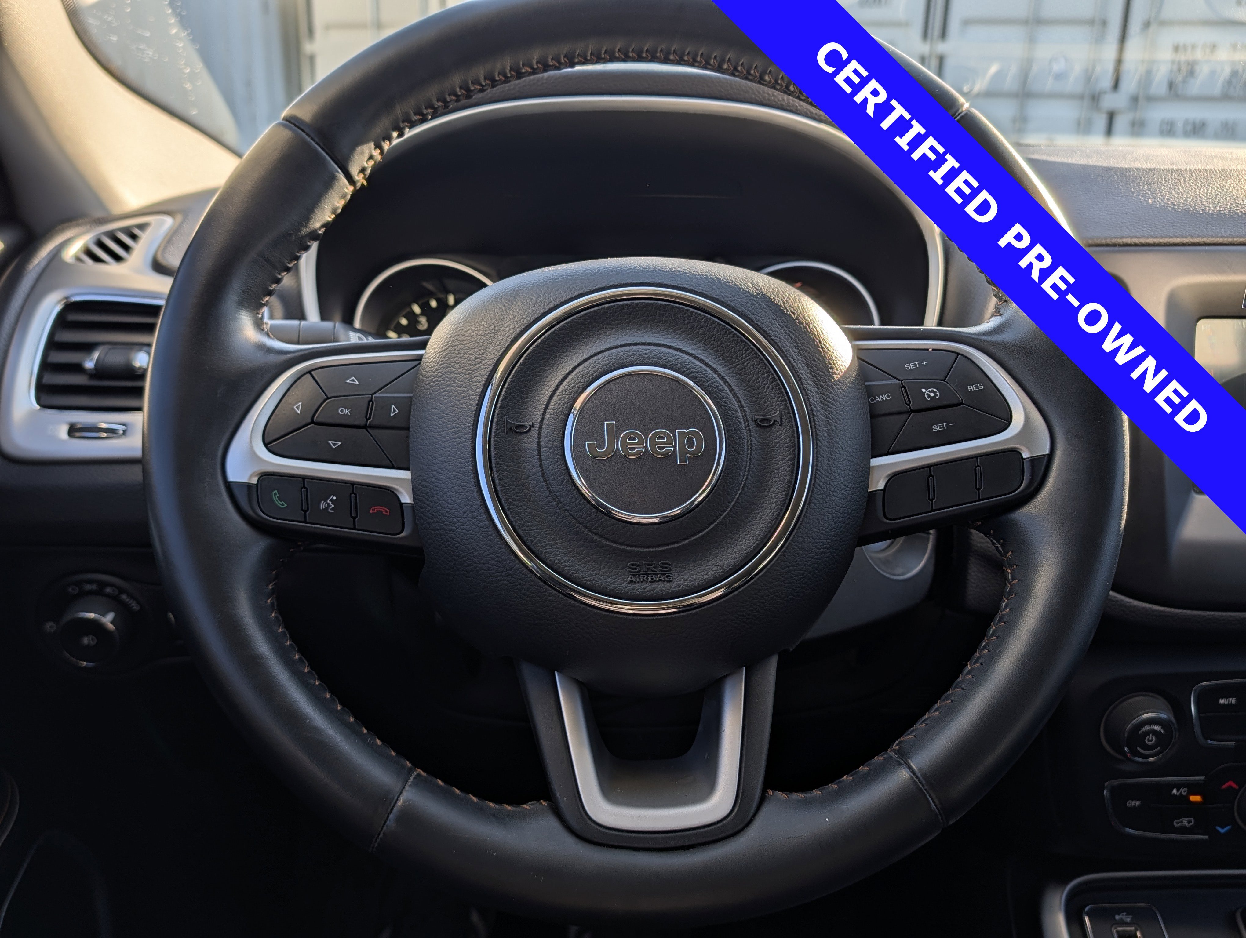 Used 2018 Jeep Compass Latitude w/ Popular Equipment Group image 27