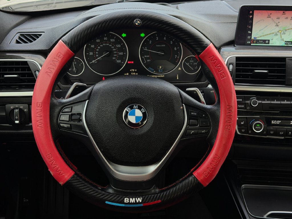 Used 2018 BMW 330e w/ Premium Package RWD image 19