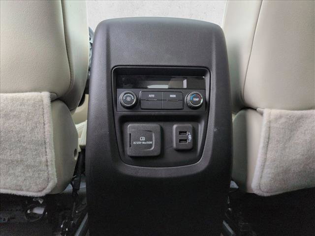 Used 2023 Buick Enclave Essence w/ Experience Buick Package image 18