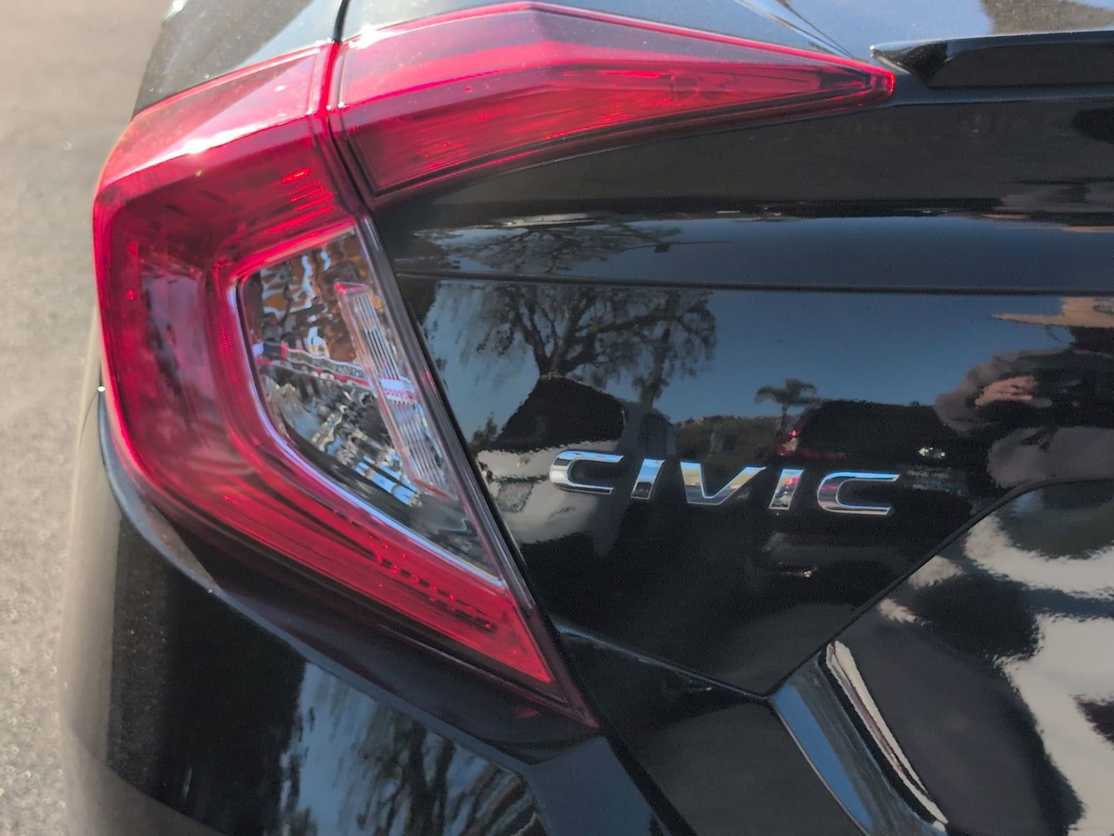 Used 2021 Honda Civic Sport image 11