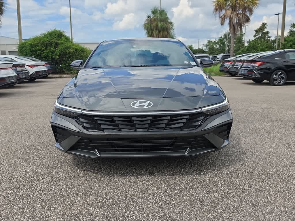 New 2026 Hyundai Elantra SEL Sport FWD image 10