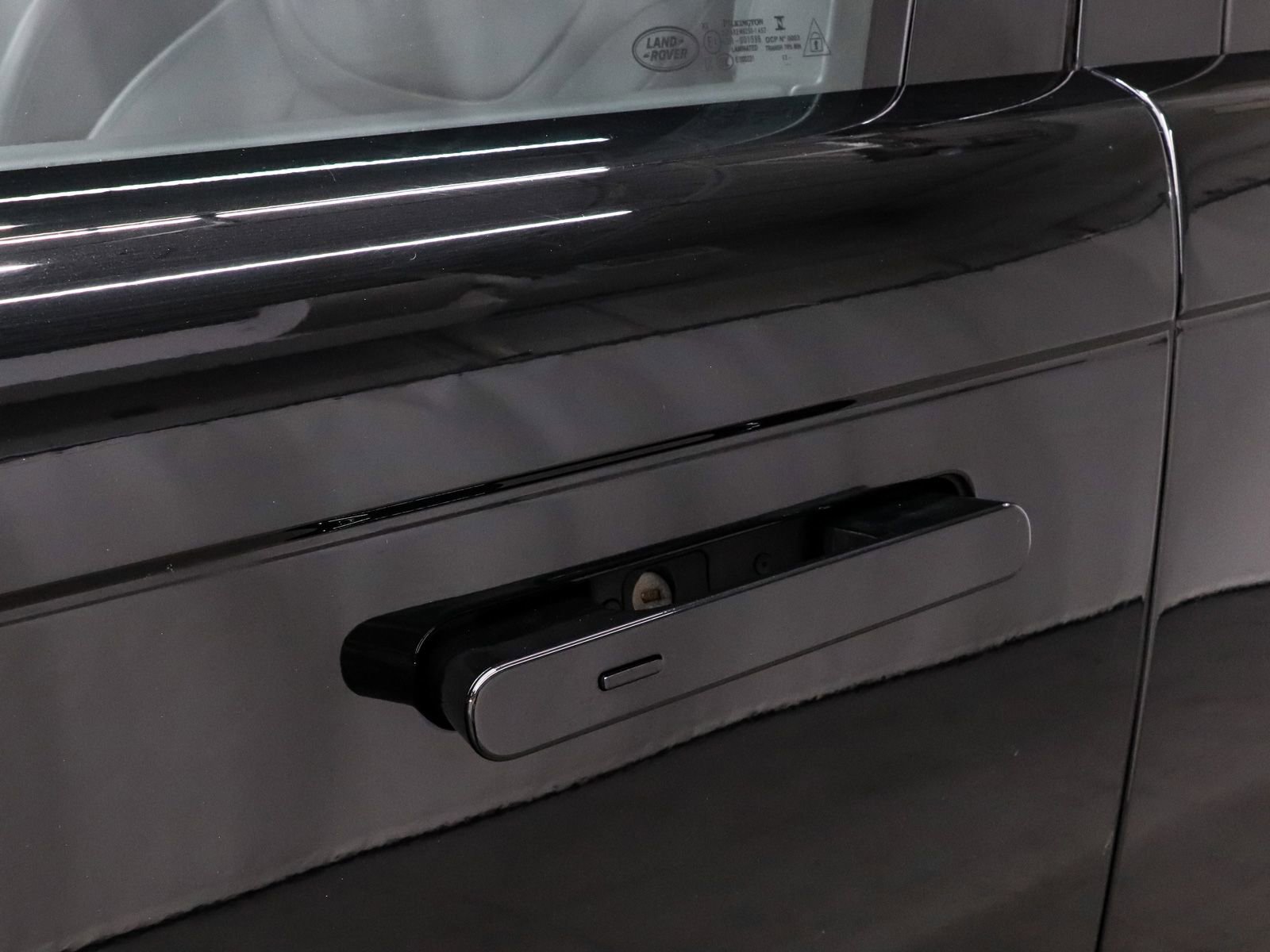 Used 2023 Land Rover Range Rover SE image 56