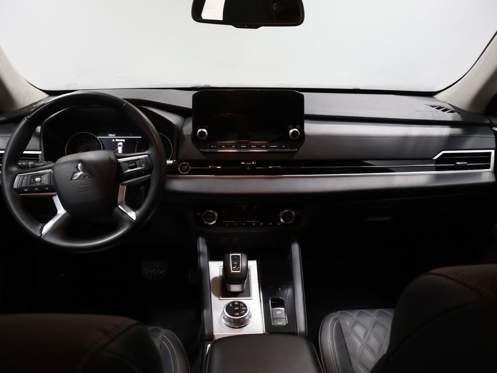 Used 2022 Mitsubishi Outlander SEL image 15