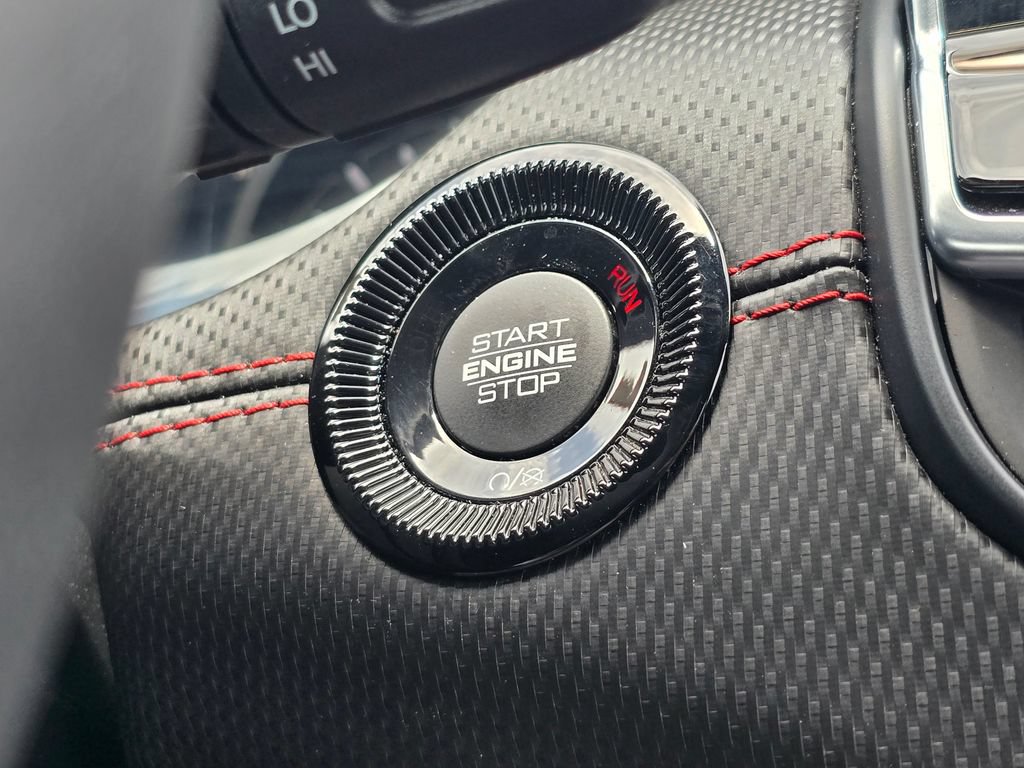 Used 2024 Jeep Compass Trailhawk w/ Trailhawk Convenience Group AWD/4WD image 33