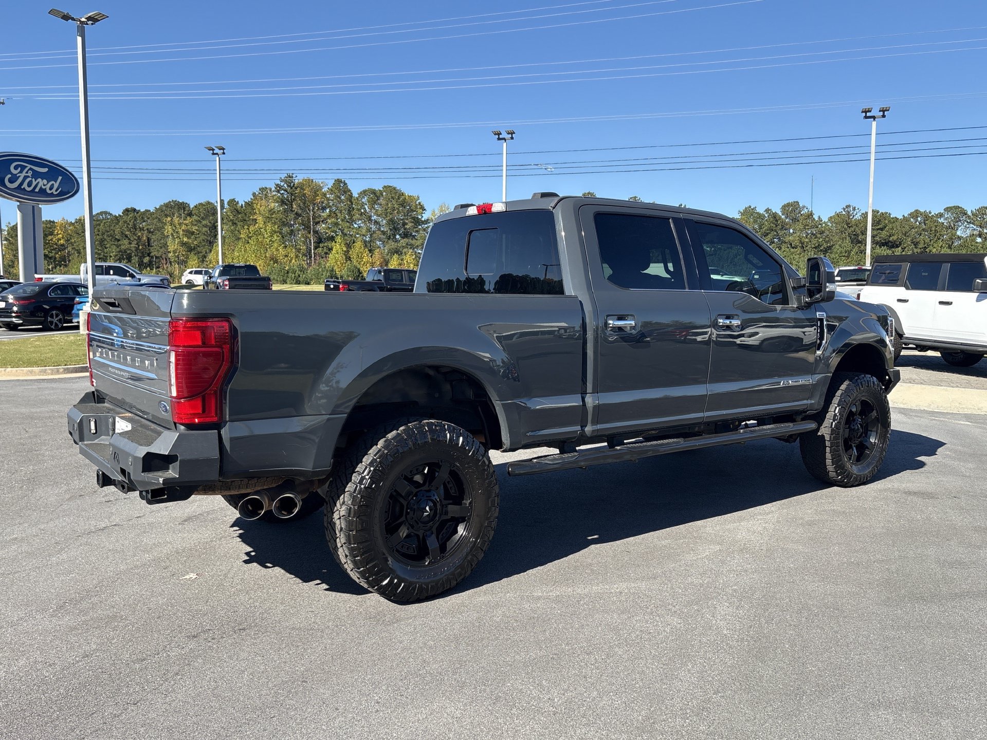 Used 2021 Ford F250 Platinum w/ FX4 Off-Road Package AWD/4WD image 22