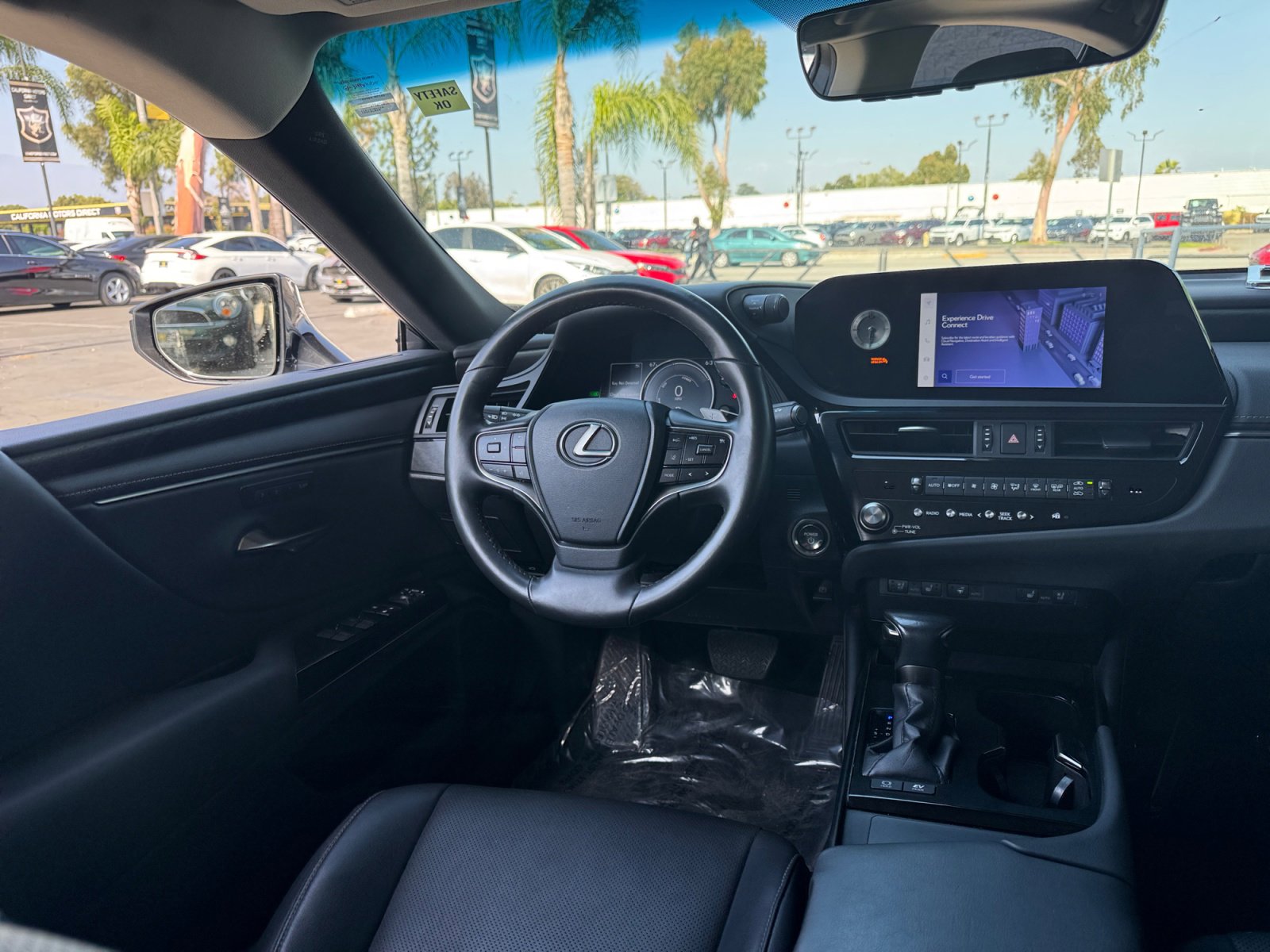 Used 2024 Lexus ES 300h w/ Premium Package FWD image 21
