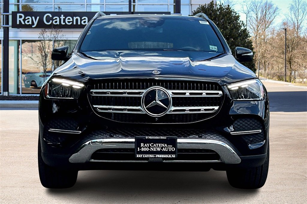 Certified 2025 Mercedes-Benz GLE 450 4MATIC image 3