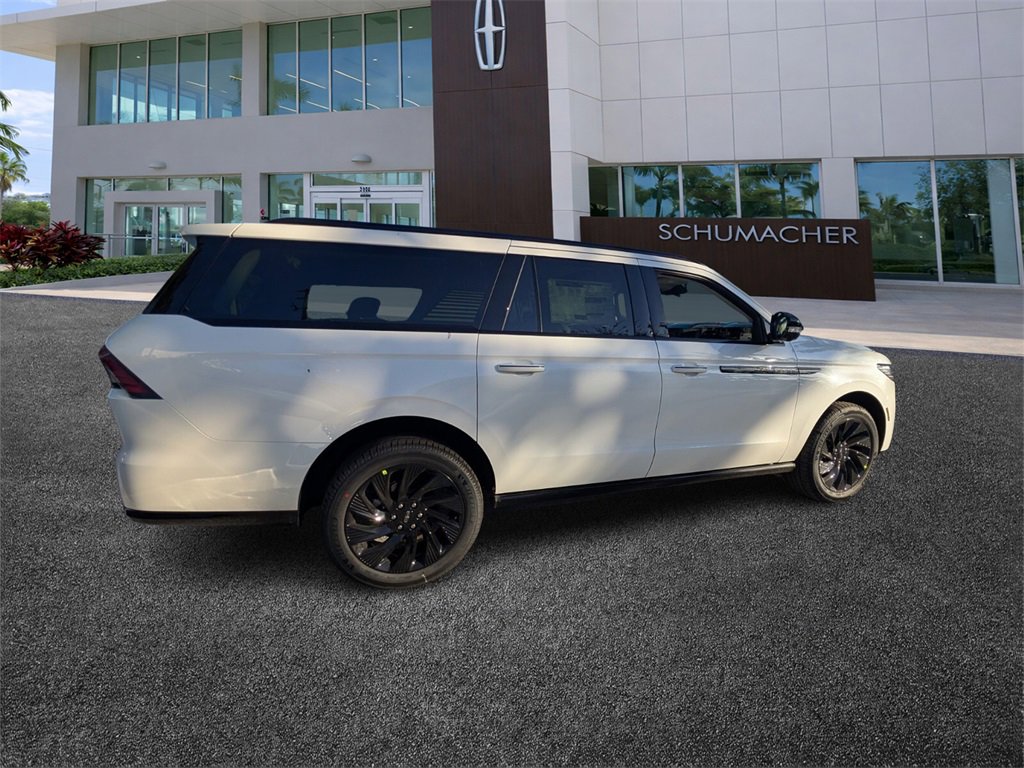 New 2026 Lincoln Navigator L Reserve image 7