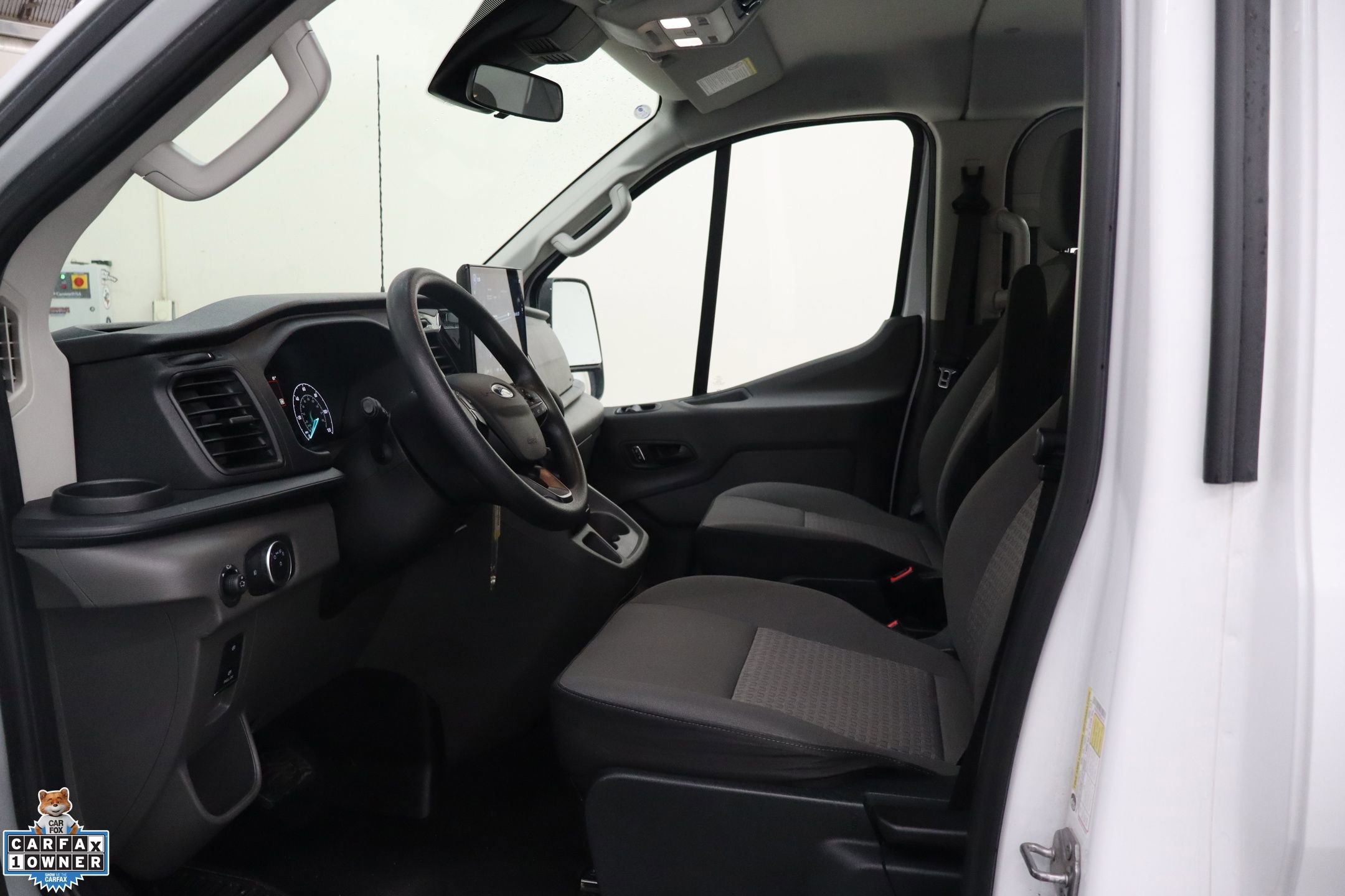 Used 2023 Ford Transit 350 XLT RWD image 23