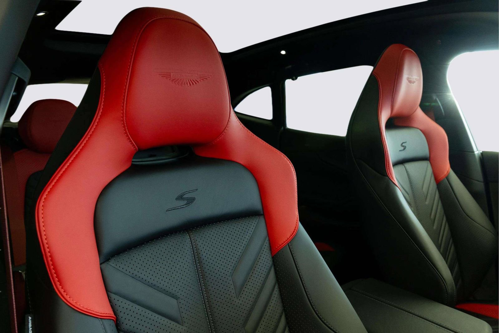 New 2026 Aston Martin DBX S image 17