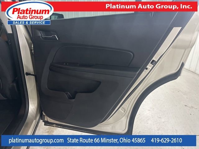 Used 2016 Chevrolet Equinox LT w/ Convenience Package image 44